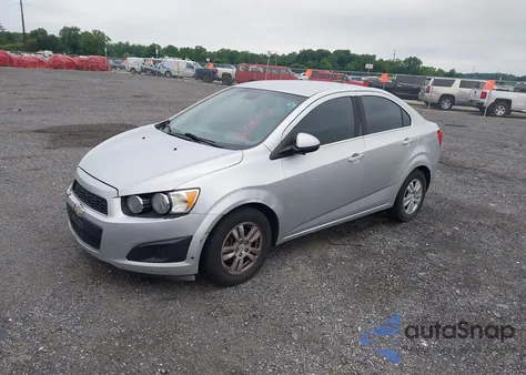 2013 Chevrolet Sonic Lt Auto из США, поврежденный, VIN 1G1JC5SB3D4136864